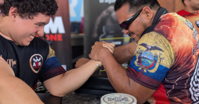 Malecón 2000: NUEVO VACACIONAL EN ABRIL DE LUCHA LIBRE Y LUCHA DE BRAZOS EN MALECÓN DEL SALADO