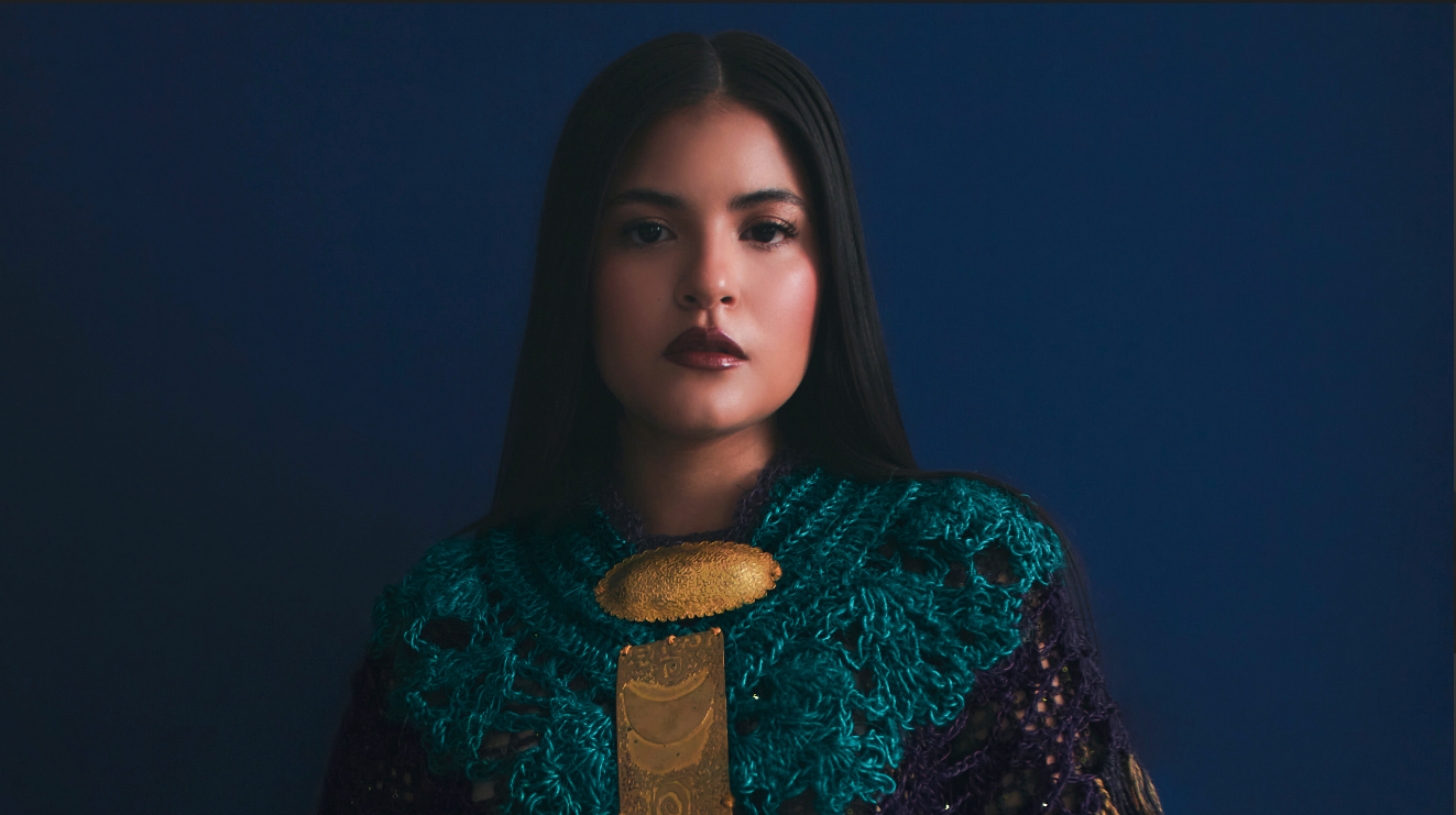 BRENDA PRESENTA SU NUEVO SENCILLO “PENA” Un canto que nace de la herida y la raíz