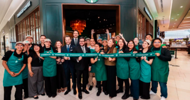 Starbucks inaugura su primera cafetería en Guayaquil