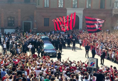 Italia: el emotivo adiós a Franco Baresi, en un funeral multitudinario en Milán