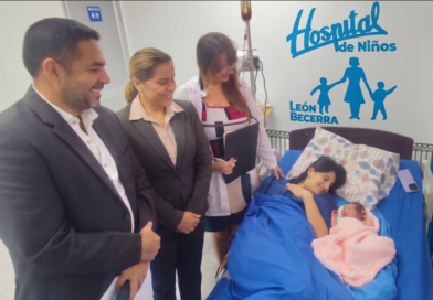 El Hospital León Becerra marca un hito histórico con su primer parto humanizado